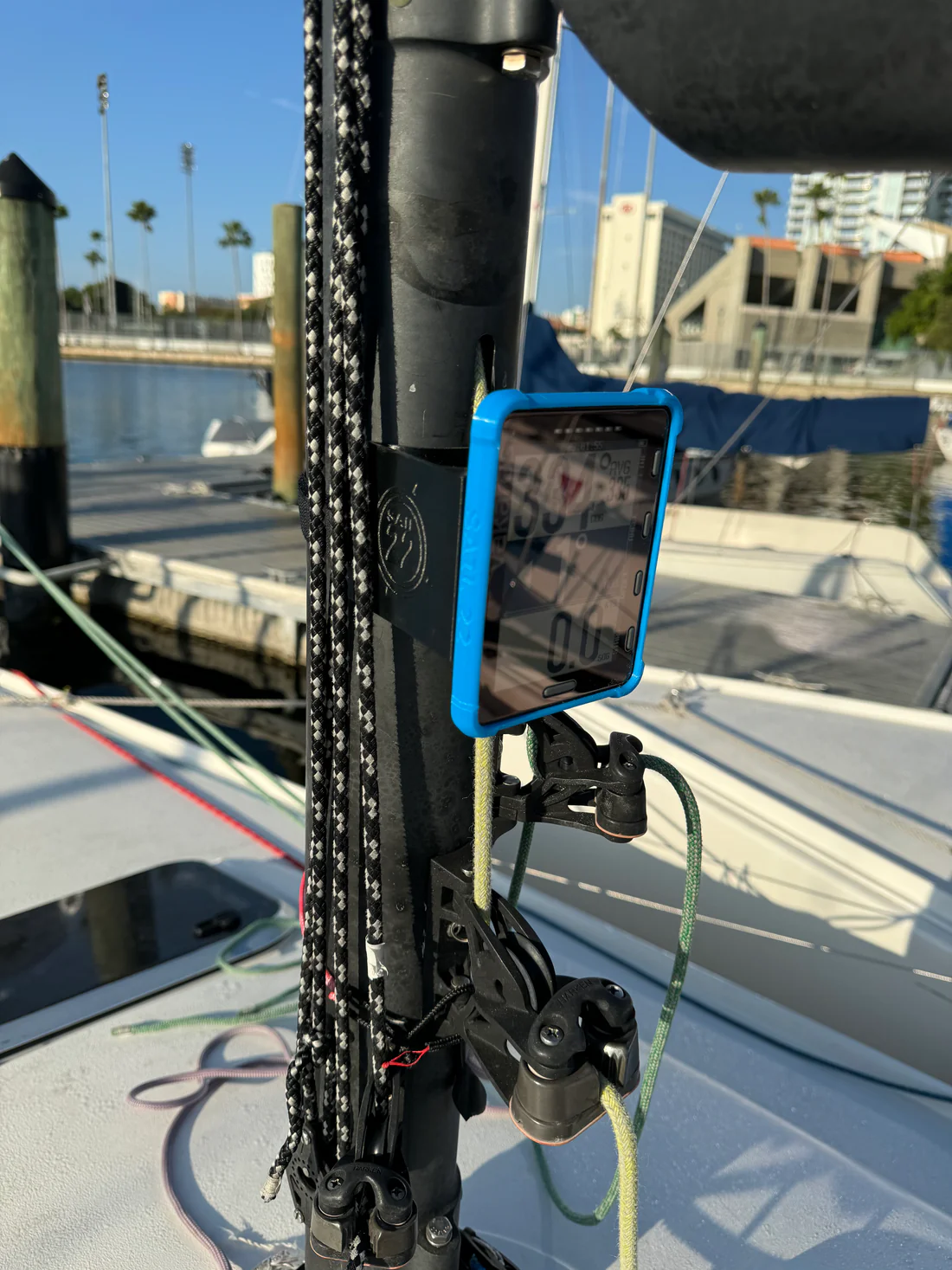 Vakaros Atlas 2 and Atlas Edge - Mad Mount J70 & RS21 - Image 3