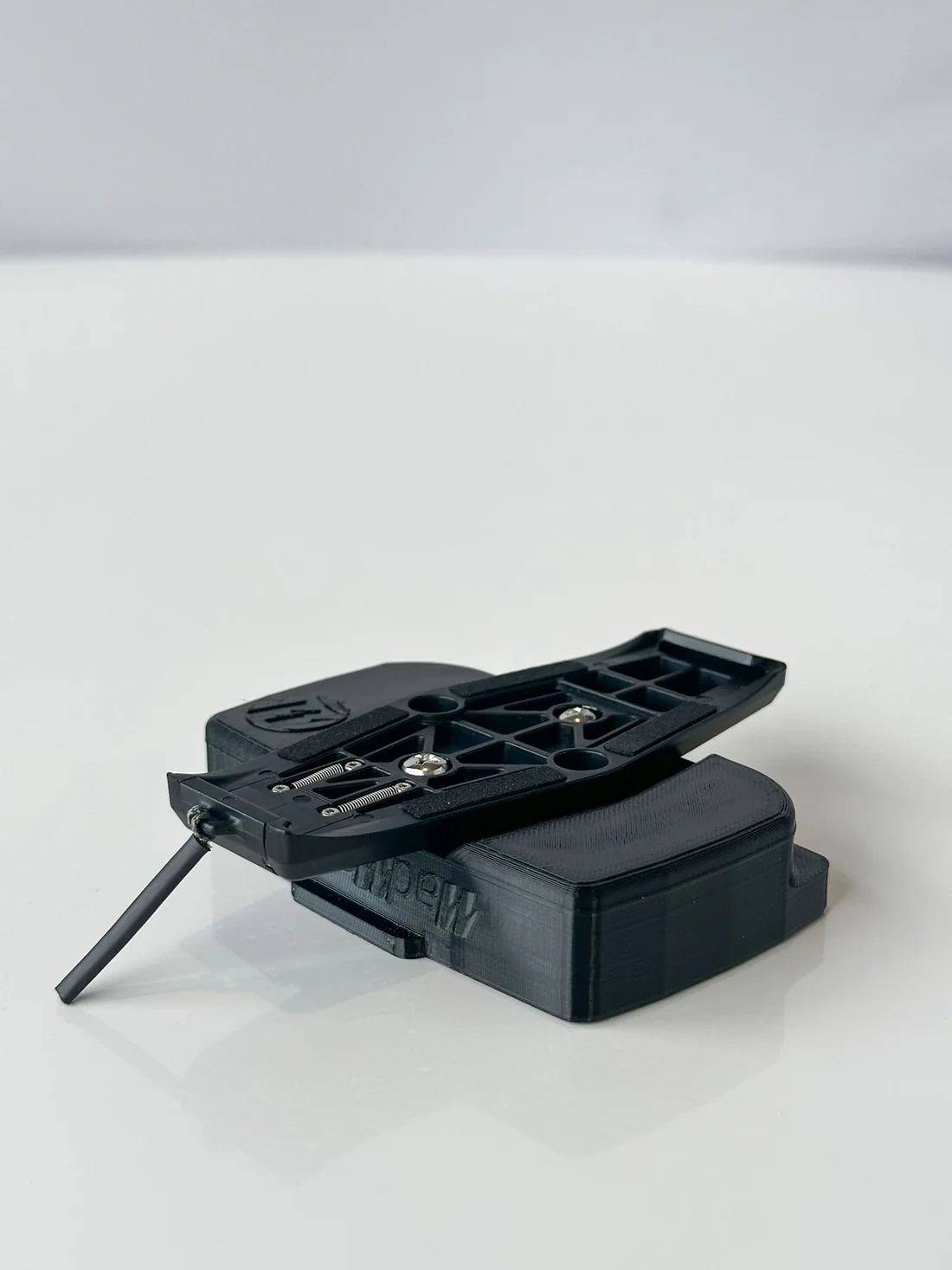 Vakaros Atlas 2 and Atlas Edge - Tacktick Quick Change Adapter - Image 2