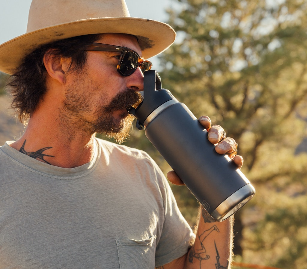 YETI Rambler® Bottle Straw Cap V3 - Image 2